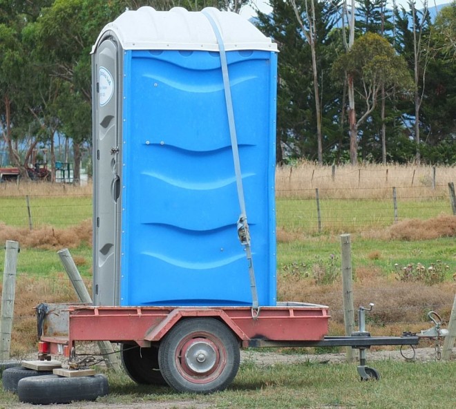 Portaloo Exploding Portaloo – ZL2KS